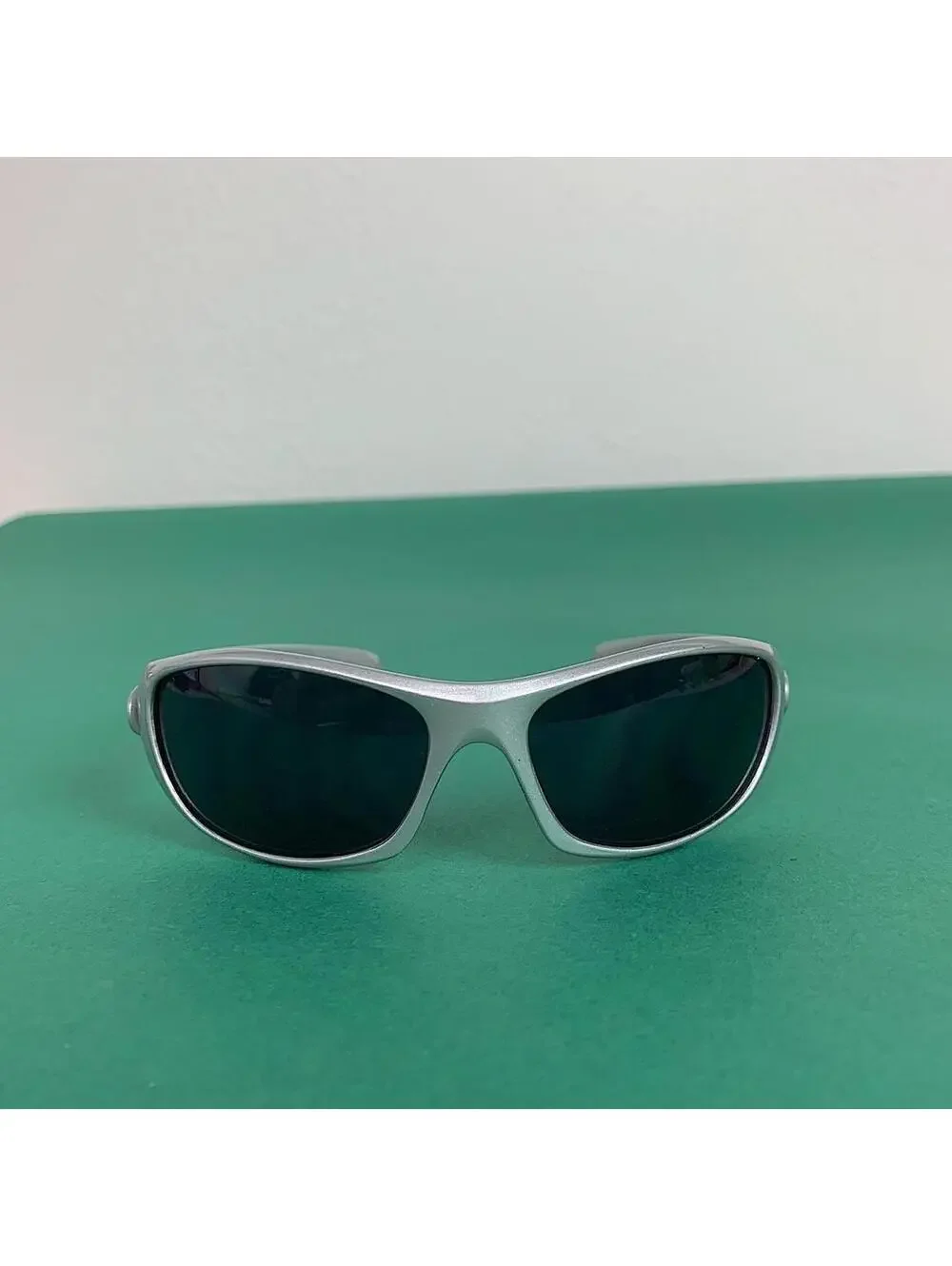 Vintage Y2K Cyber Futuristic Black Silver Sunglasses